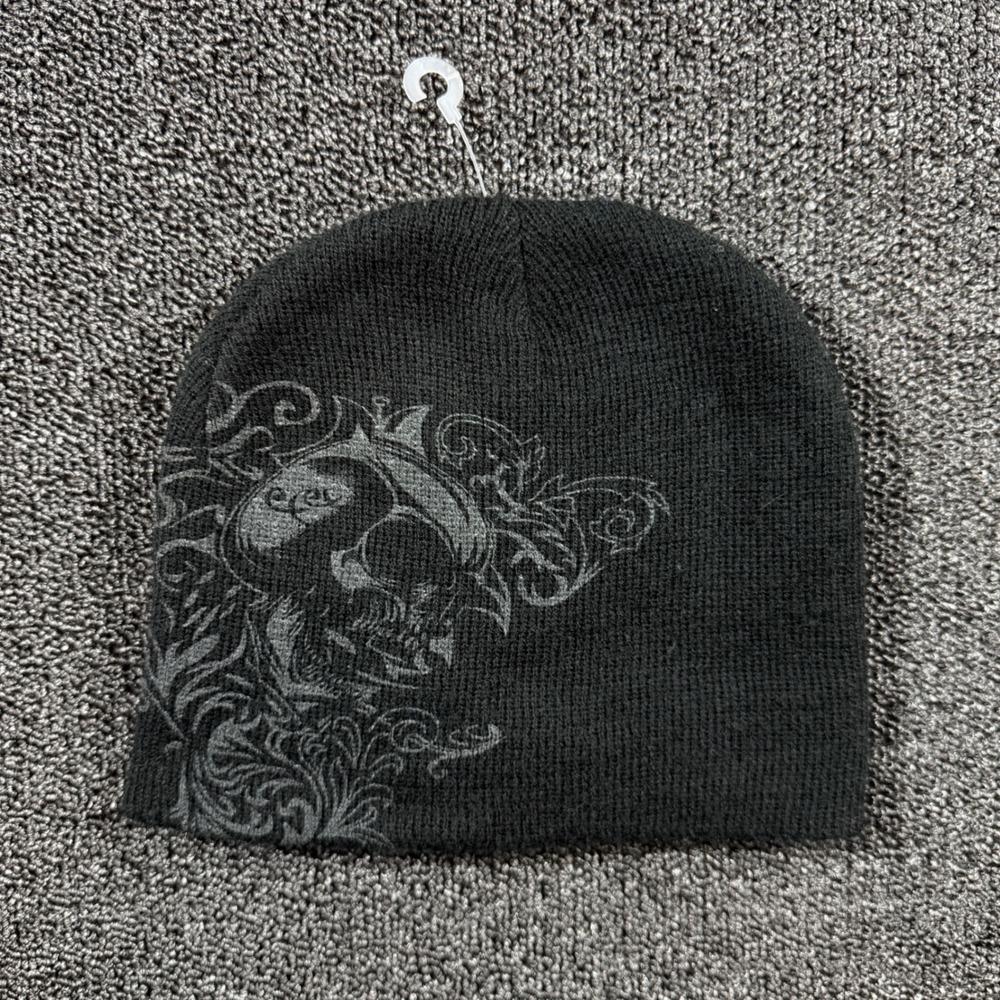 Affliction Style  Men's One Size Black Skull Graphic Beanie Hat Gray Y2K Grunge